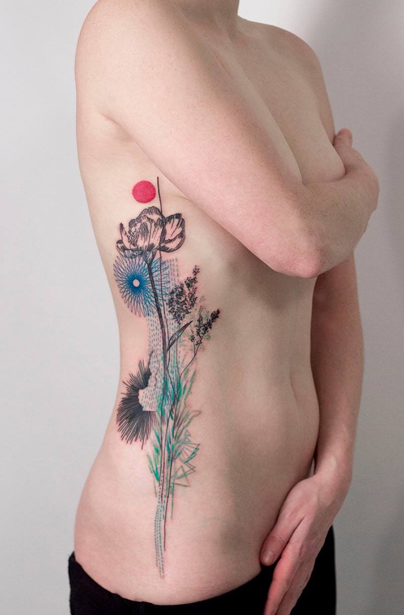 Mimicking the Flow of Nature: Tattoos by Sanne Vaghi | Geometric tattoo,  Minimal tattoo design, Body tattoos